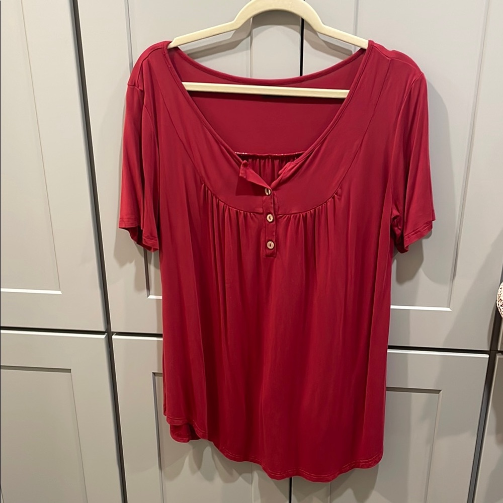 Red Relaxed Buttoned Blouse